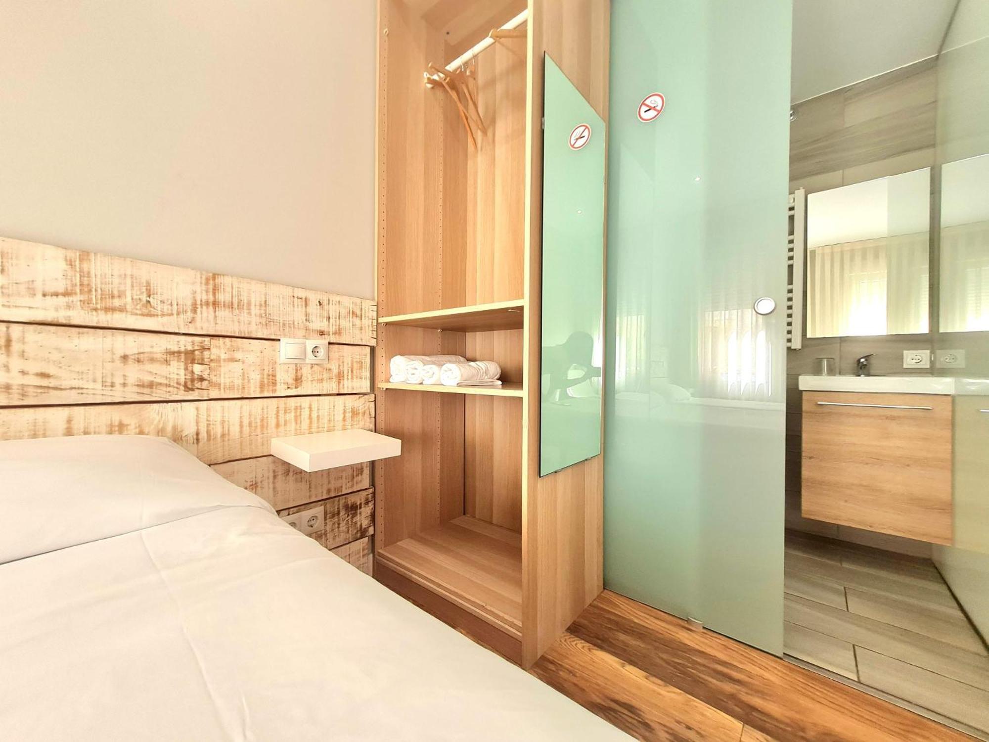 Urban 3*